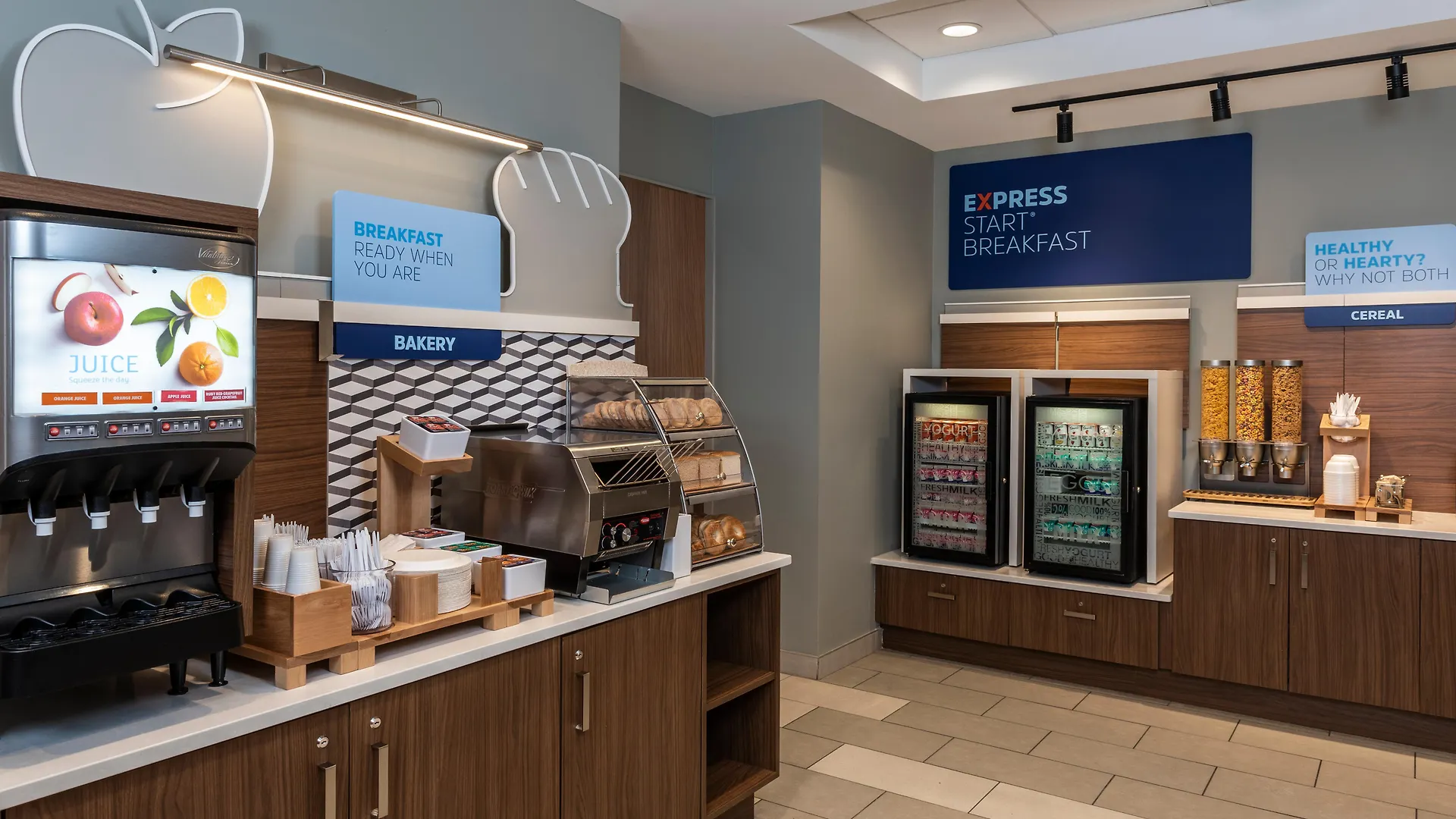 Holiday Inn Express Toronto Downtown By Ihg 3*,  Canada