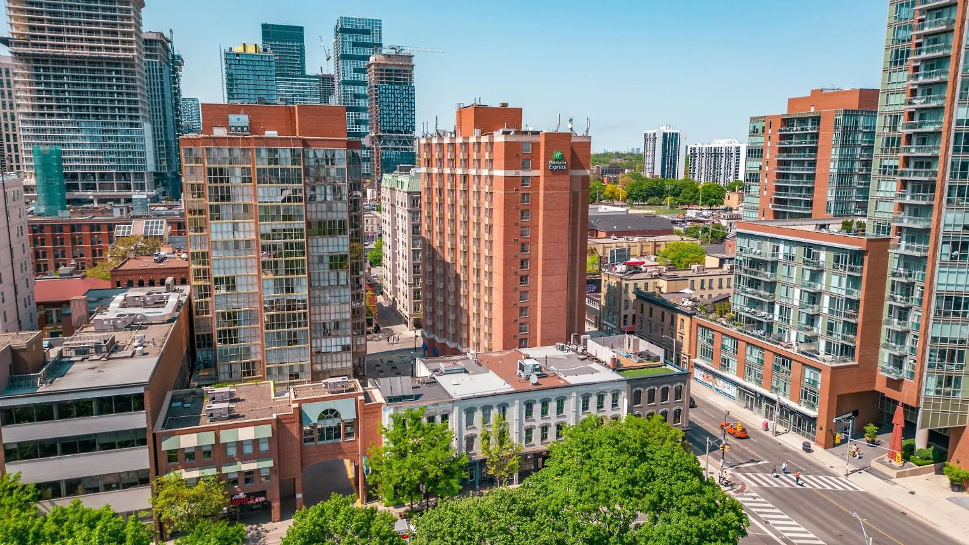 *** Hotel Holiday Inn Express Toronto Downtown By Ihg Canada