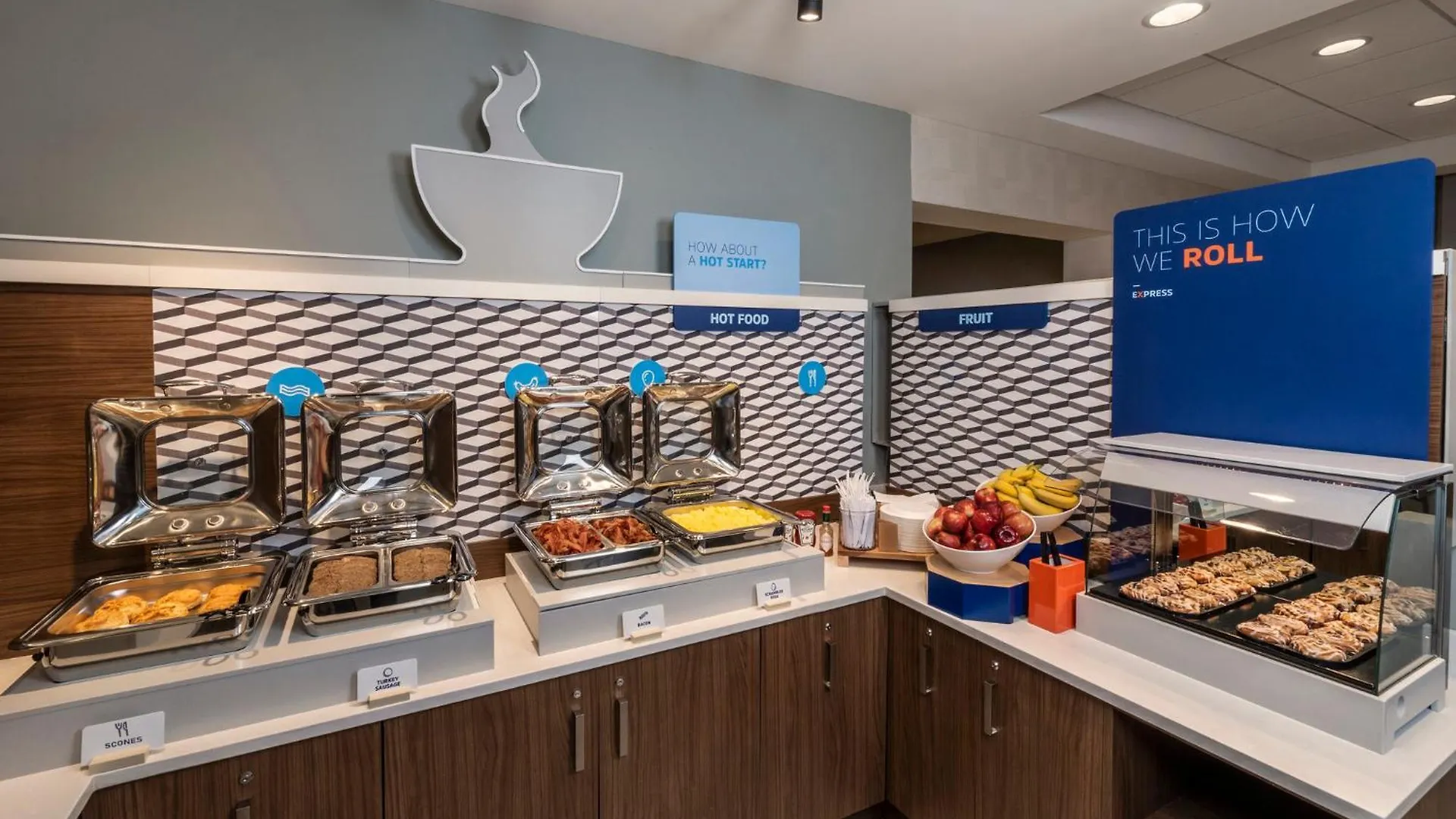 Hotel Holiday Inn Express Toronto Downtown By Ihg