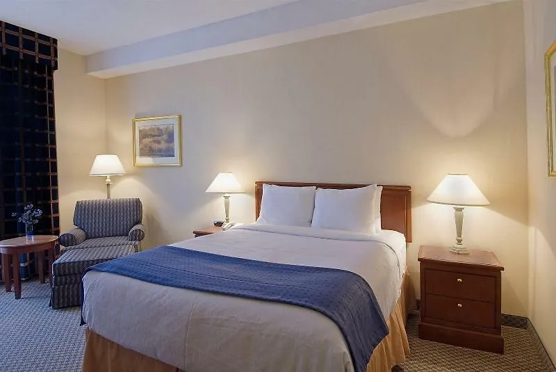 Holiday Inn Express Toronto Downtown By Ihg Hotel