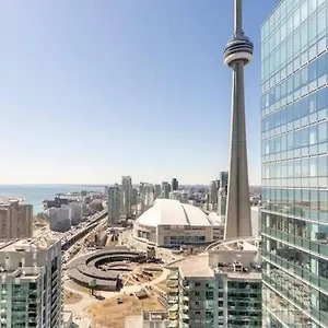 Elegant Waterfront Downtown / Unobstructed Cn Tower View Apartment